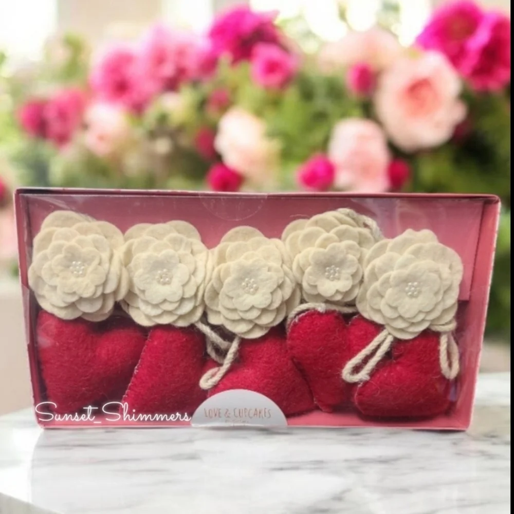 6ft Felt Hearts & Roses Beaded Valentines Day Garland Decor Love & Cupcakes New
